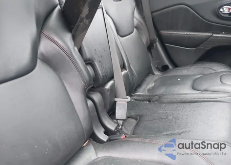 2015 Jeep Cherokee Trailhawk from USA, damaged, VIN 1C4PJMBS9FW752478